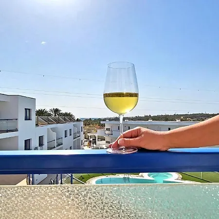 Ferienwohnung Sol - - Wifi - Pool - Max 4 Personen